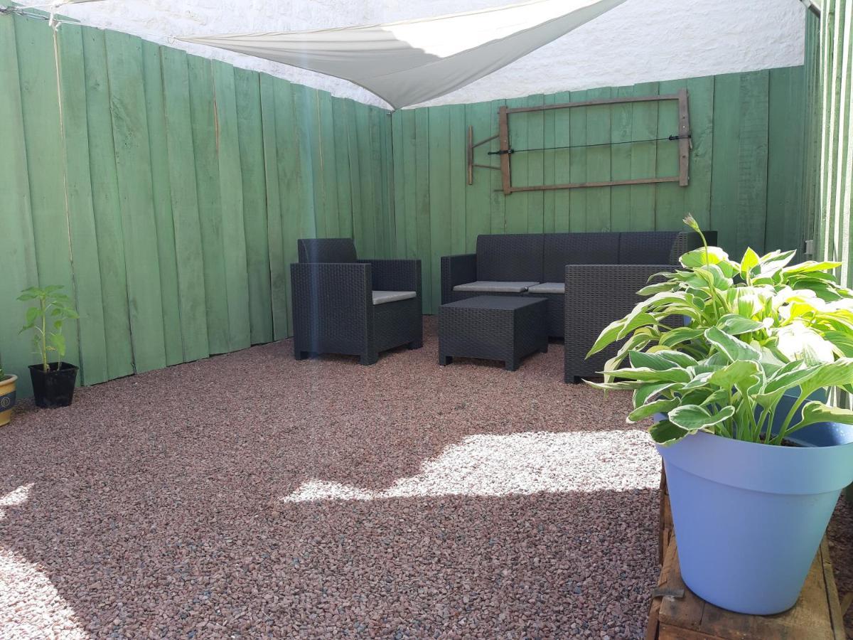 Les Volets Verts Aulnay Aulnay  Exterior photo